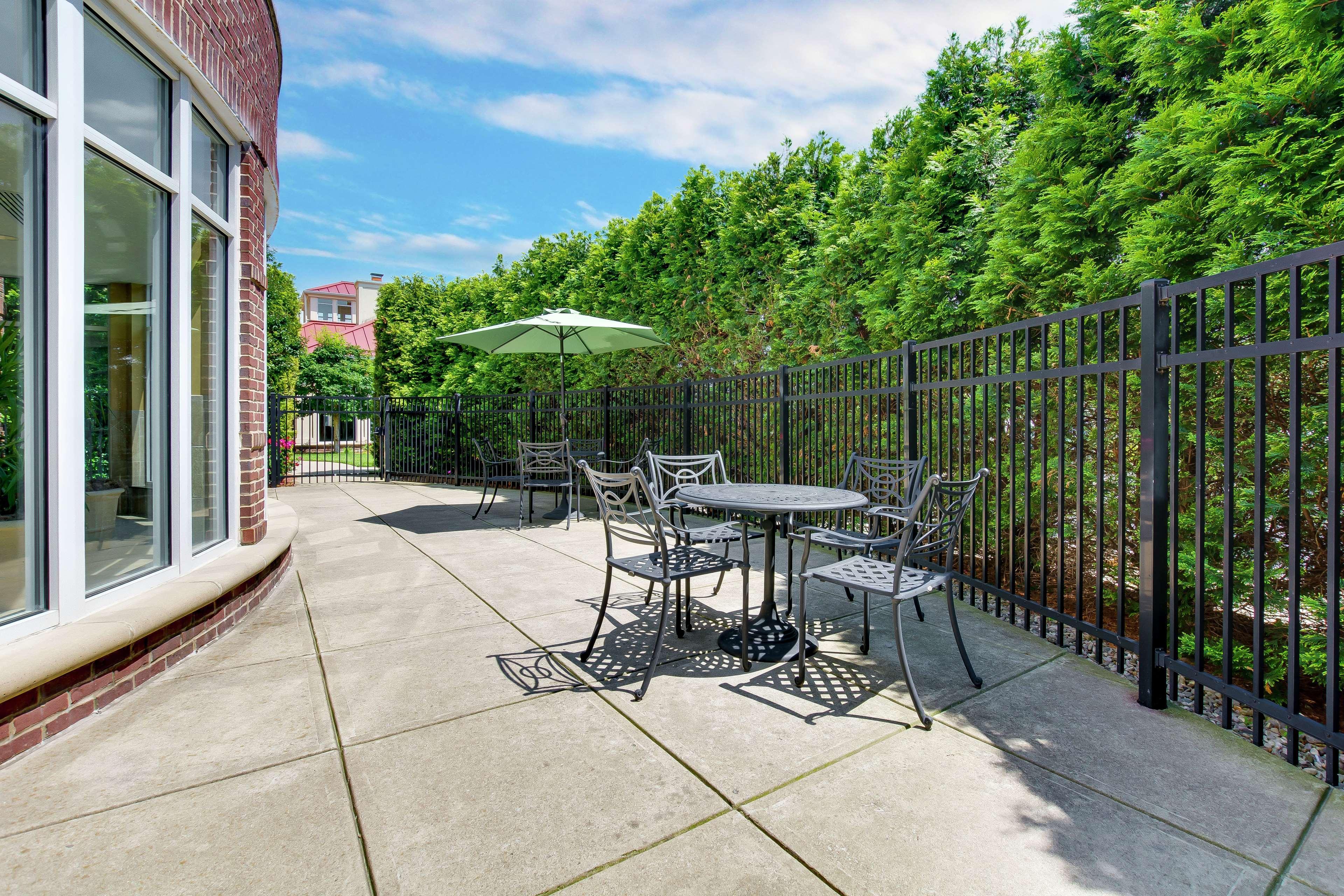 Hilton Garden Inn Louisville-Northeast Eksteriør billede