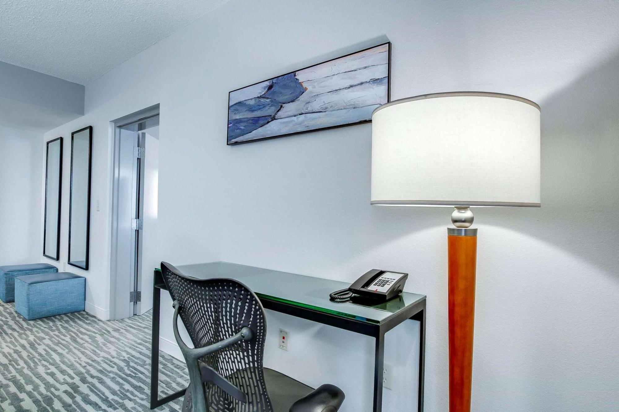 Hilton Garden Inn Louisville-Northeast Eksteriør billede